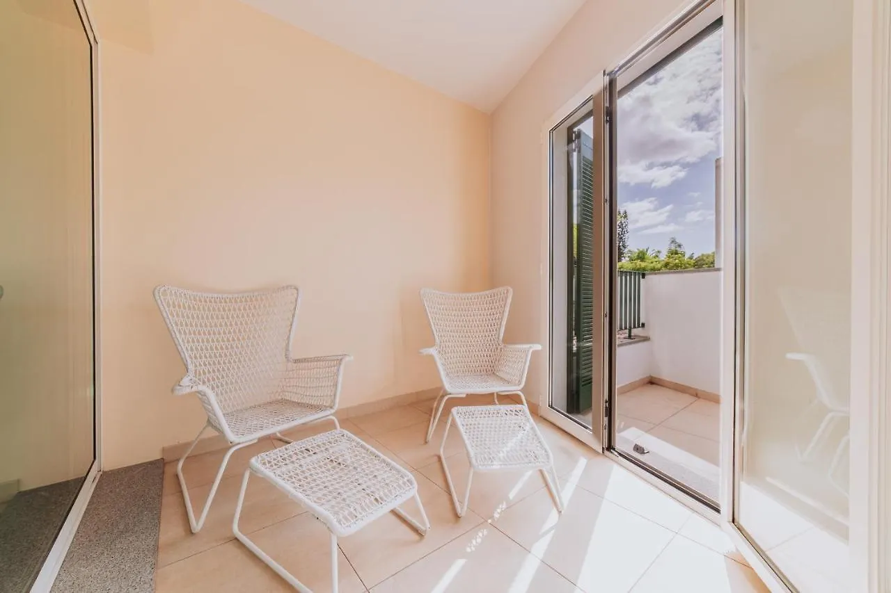 Unique Quinta Vitoria Apartment Funchal